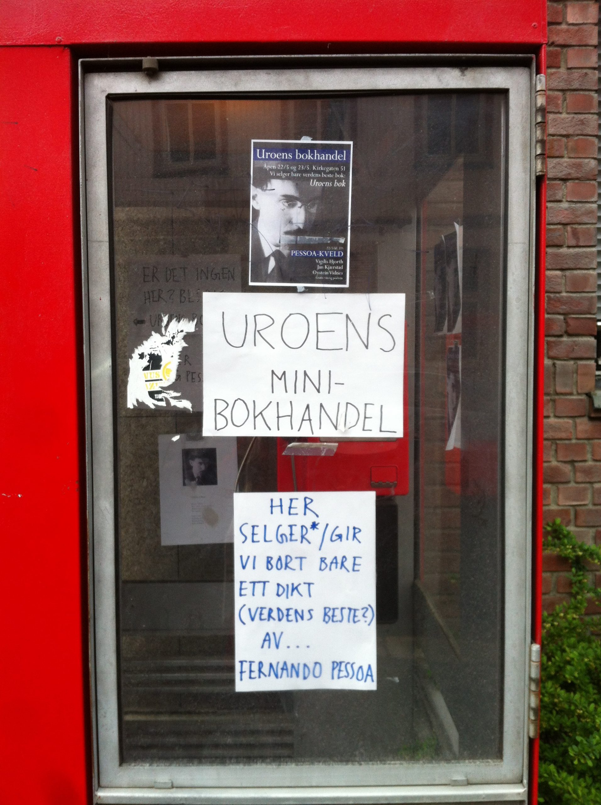 Uroens Bokhandel © Mette Karlsvik